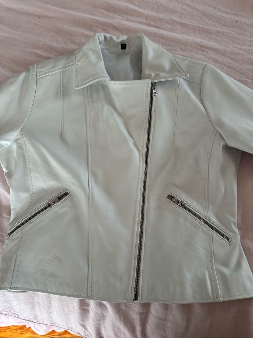 Women’s White Genuine Leather Zip Moto Jacket NWOT